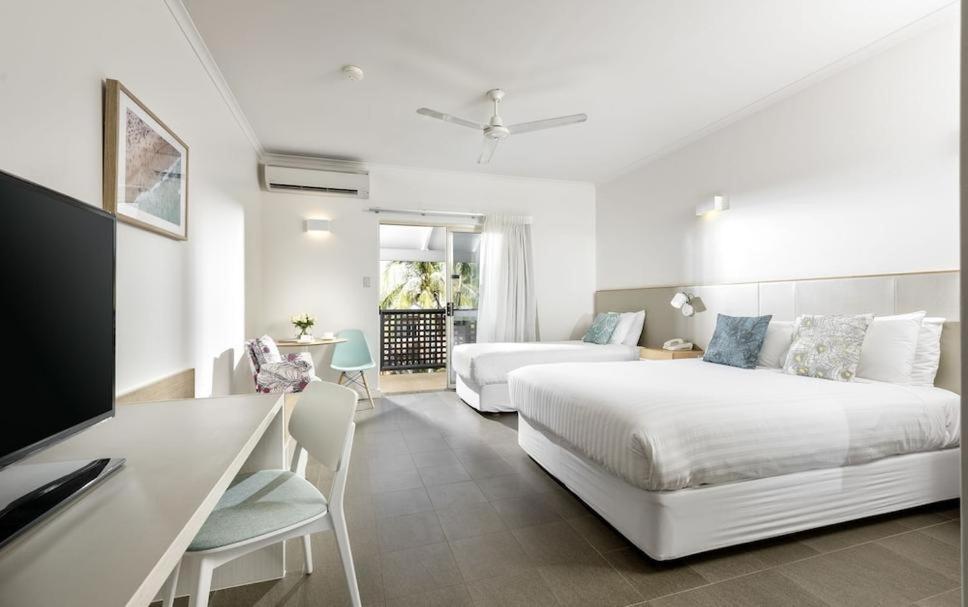 Mangrove Hotel Broome Exterior photo